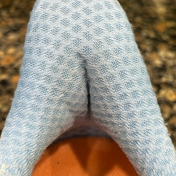 Hoka Light Blue and Peach Athletic Shoes Clifton nine size 10, ladies - Picture 4 of 10